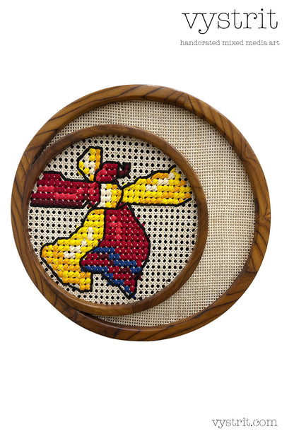 Tie the Knot  - 27 inch diameter